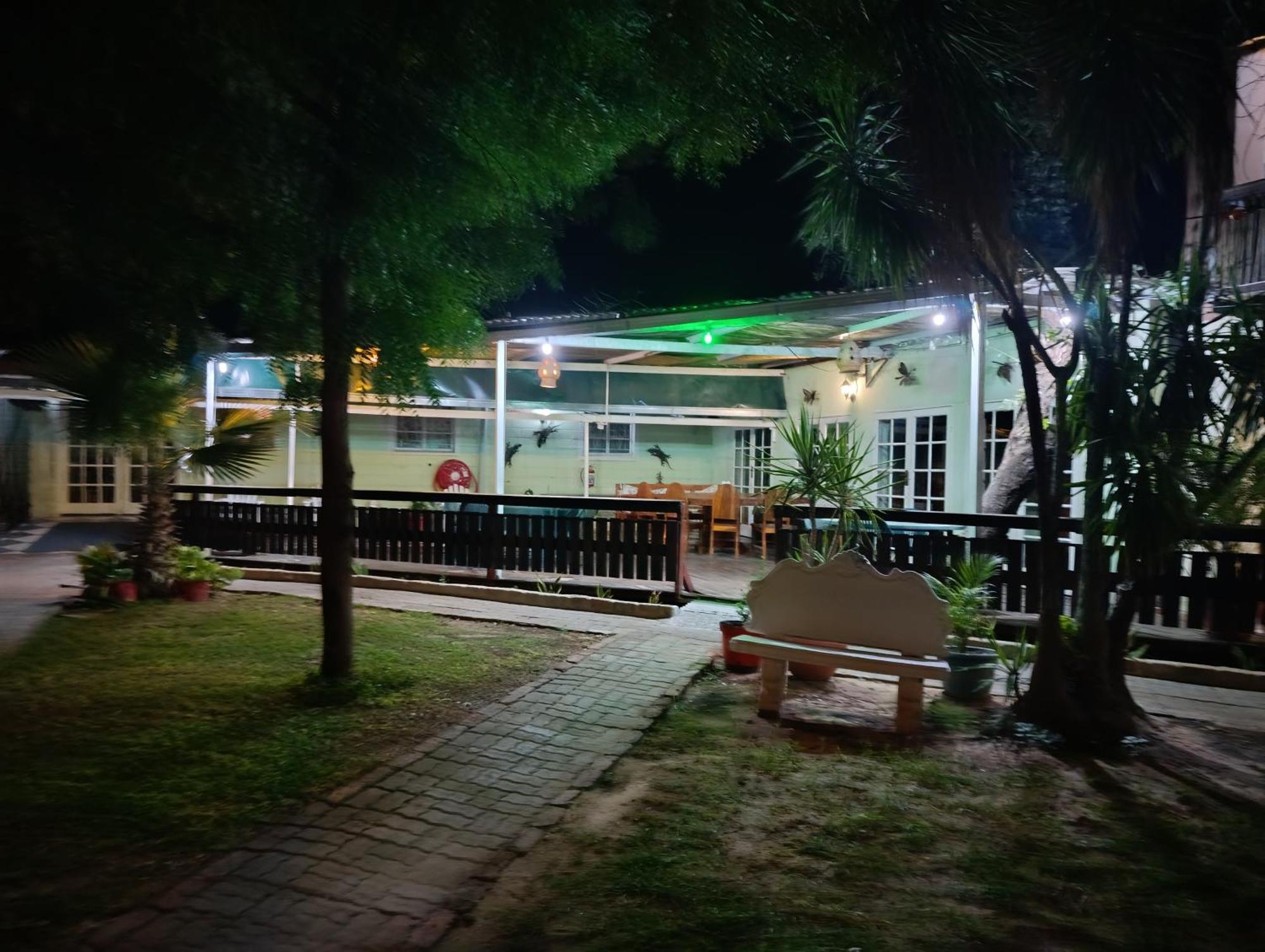 Guest House Bavaria Rundu Exterior photo
